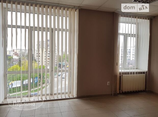 Офисное помещение на 27 кв.м. в бизнес-центре в Тернополе фото 1 Офисное помещение на 27 кв.м. в бизнес-центре в Тернополе фото 1