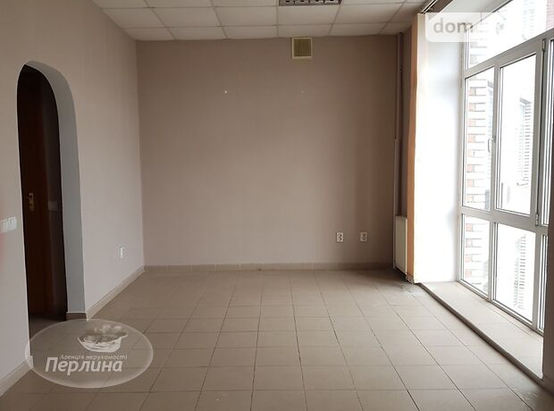 Офисное помещение на 27 кв.м. в бизнес-центре в Тернополе фото 1 Офисное помещение на 27 кв.м. в бизнес-центре в Тернополе фото 1