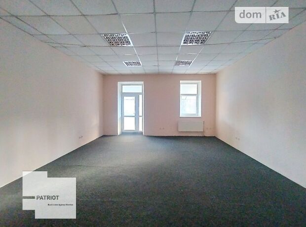 Офисное помещение на 235 кв.м. в административном здании в Виннице фото 1 Офисное помещение на 235 кв.м. в административном здании в Виннице фото 1