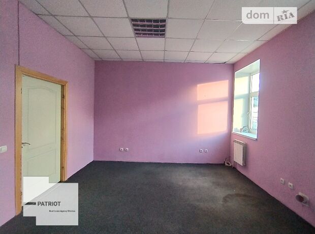 Офисное помещение на 235 кв.м. в административном здании в Виннице фото 1 Офисное помещение на 235 кв.м. в административном здании в Виннице фото 1