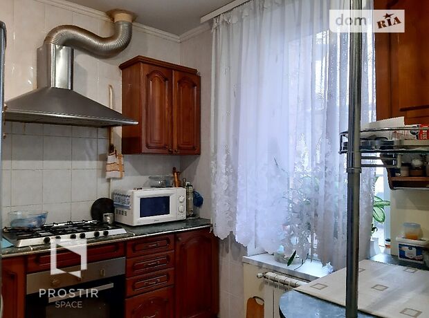 Офісне приміщення на 61.1 кв.м. в нежитловому приміщені в житловому будинку в Вінниці фото 1 Офісне приміщення на 61.1 кв.м. в нежитловому приміщені в житловому будинку в Вінниці фото 1