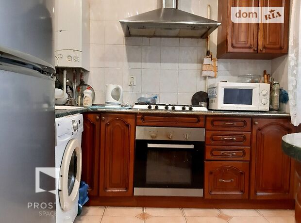 Офісне приміщення на 61.1 кв.м. в нежитловому приміщені в житловому будинку в Вінниці фото 1 Офісне приміщення на 61.1 кв.м. в нежитловому приміщені в житловому будинку в Вінниці фото 1
