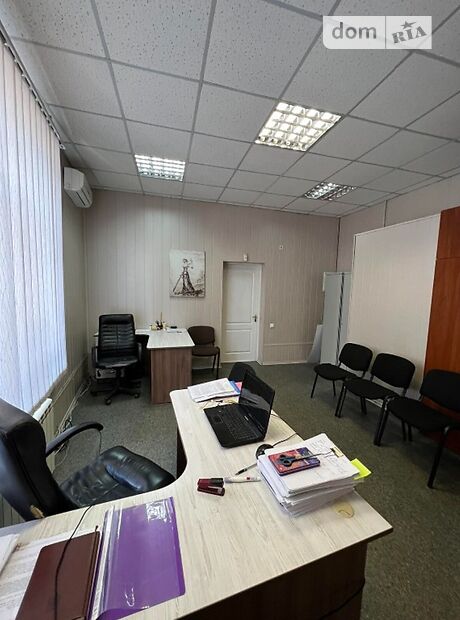 Офісне приміщення на 38 кв.м. в адміністративній будівлі в Вінниці фото 1