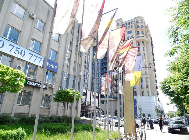 Офисное помещение на 15 кв.м. в бизнес-центре в Виннице фото 1 Офисное помещение на 15 кв.м. в бизнес-центре в Виннице фото 1