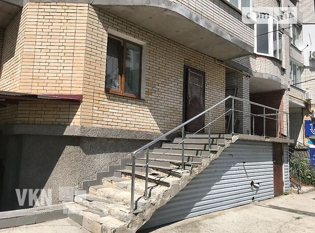 Офісне приміщення на 322 кв.м. в нежитловому приміщені в житловому будинку в Вінниці фото 1 Офісне приміщення на 322 кв.м. в нежитловому приміщені в житловому будинку в Вінниці фото 1