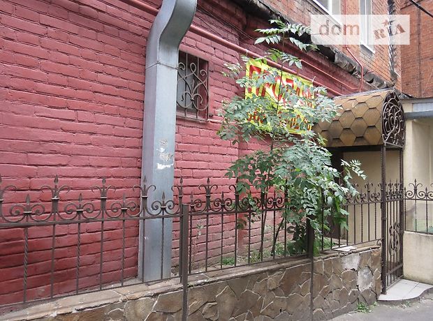 Офісна триповерхова будівля в Харкові площею 85.9 кв.м. фото 1 Офісна триповерхова будівля в Харкові площею 85.9 кв.м. фото 1