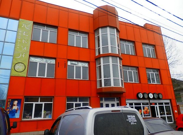 Офисное трехэтажное здание в Николаеве площадью 250 кв.м. фото 1 Офисное трехэтажное здание в Николаеве площадью 250 кв.м. фото 1