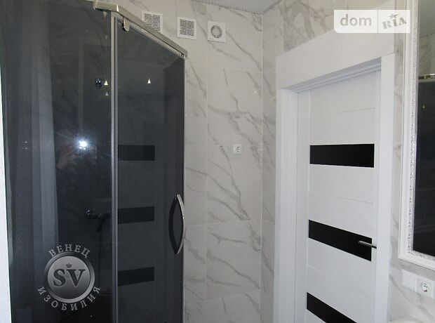 Офисное двухэтажное здание в Виннице площадью 150 кв.м. фото 1 Офисное двухэтажное здание в Виннице площадью 150 кв.м. фото 1