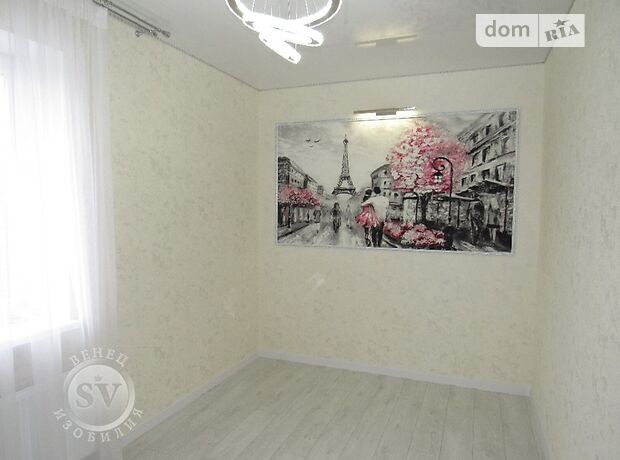 Офисное двухэтажное здание в Виннице площадью 150 кв.м. фото 1 Офисное двухэтажное здание в Виннице площадью 150 кв.м. фото 1