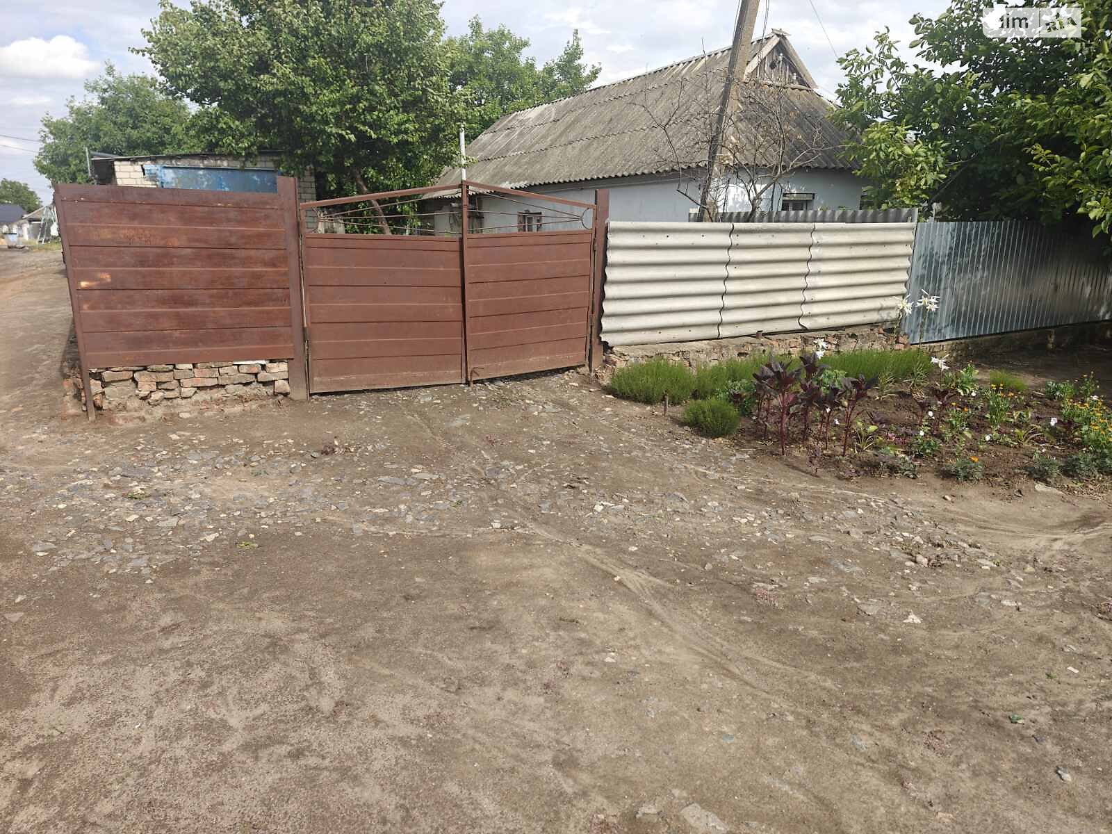 Окремий гараж під легкове авто в Баштанці, площа 36 кв.м. фото 1 Окремий гараж під легкове авто в Баштанці, площа 36 кв.м. фото 1