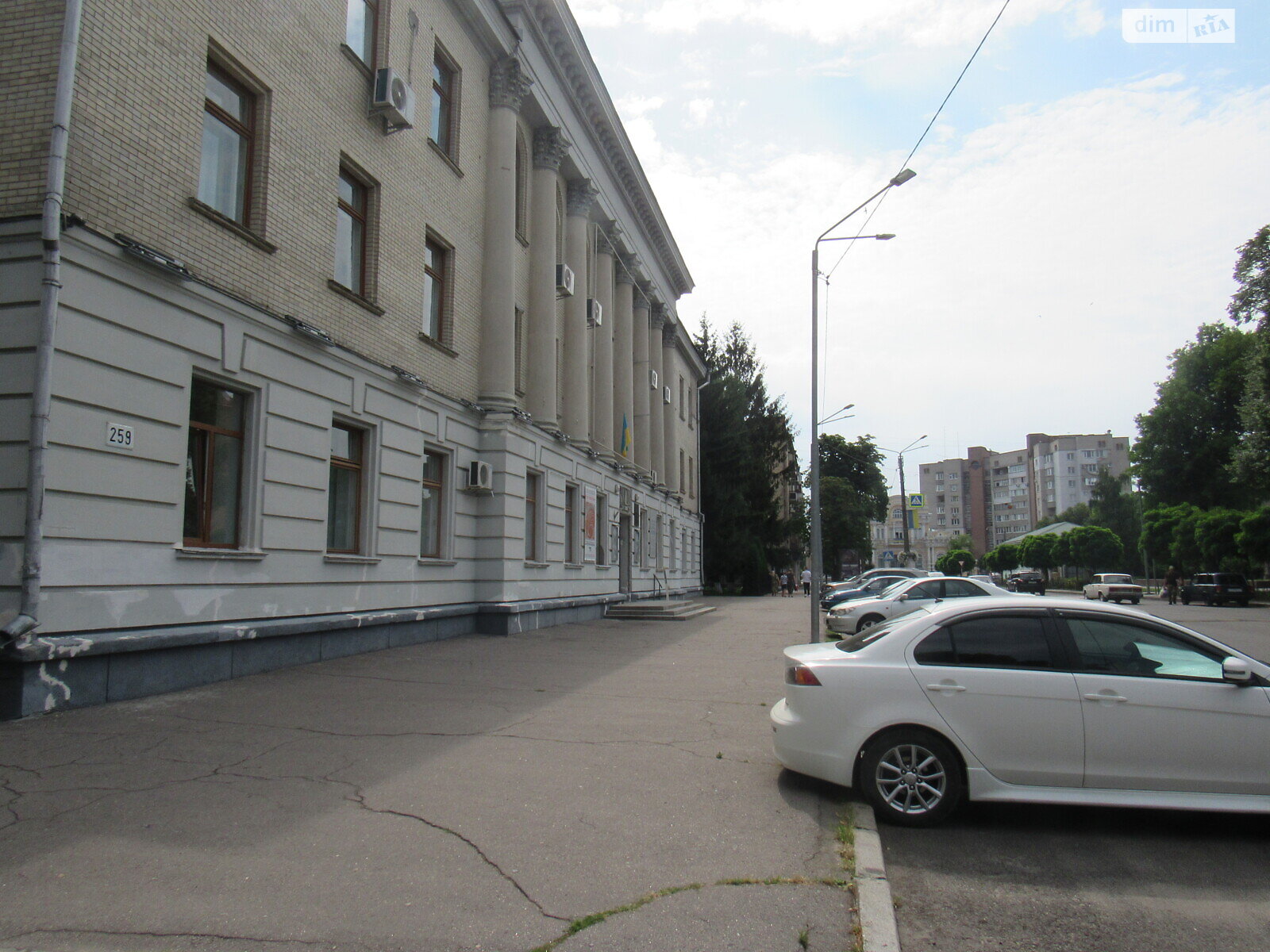 Отдельно стоящий гараж под легковое авто в Черкассах, площадь 41.4 кв.м. фото 1