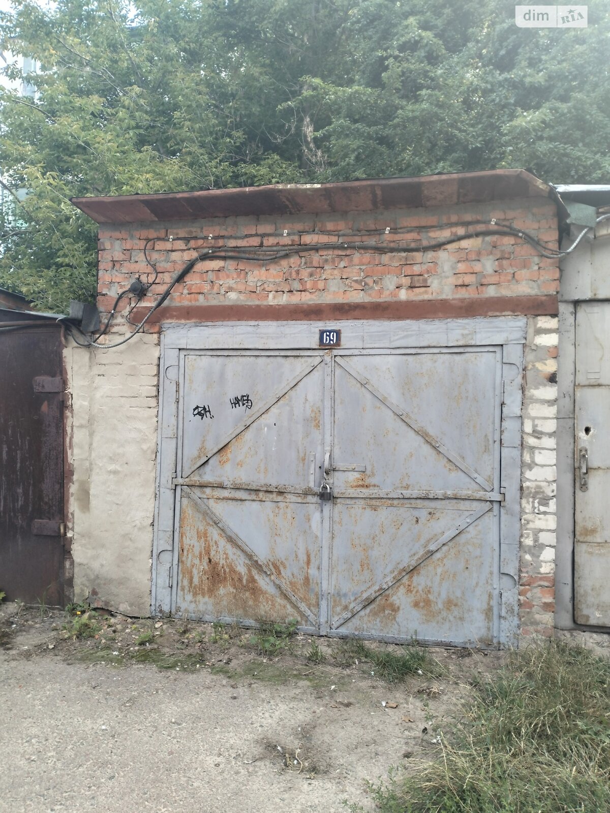 Отдельно стоящий гараж под легковое авто в Чернигове, площадь 17 кв.м. фото 1 Отдельно стоящий гараж под легковое авто в Чернигове, площадь 17 кв.м. фото 1