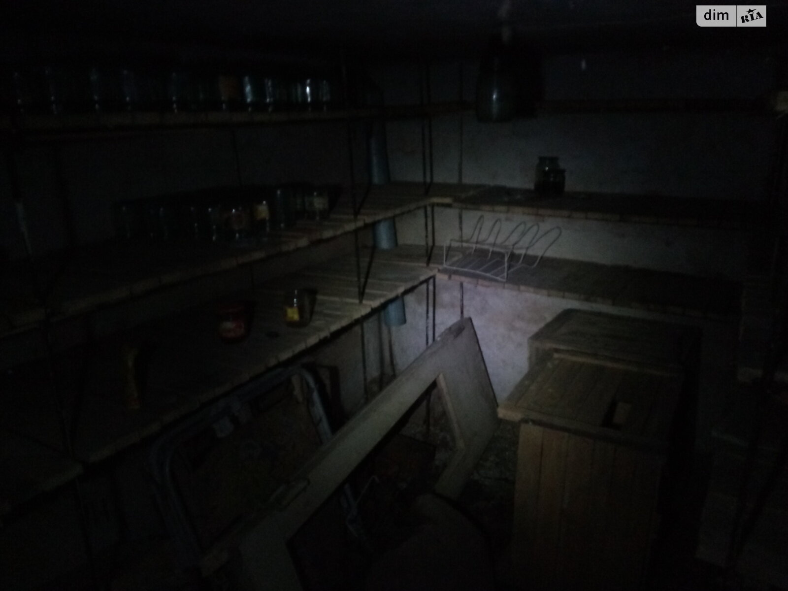 Отдельно стоящий гараж под легковое авто в Черновцах, площадь 24 кв.м. фото 1