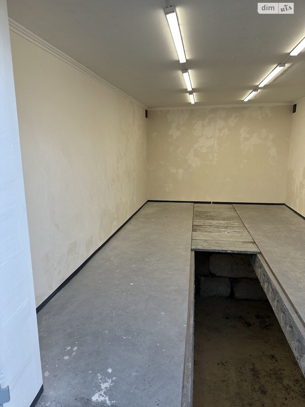 Окремий гараж під легкове авто в Дніпрі, площа 39 кв.м. фото 1