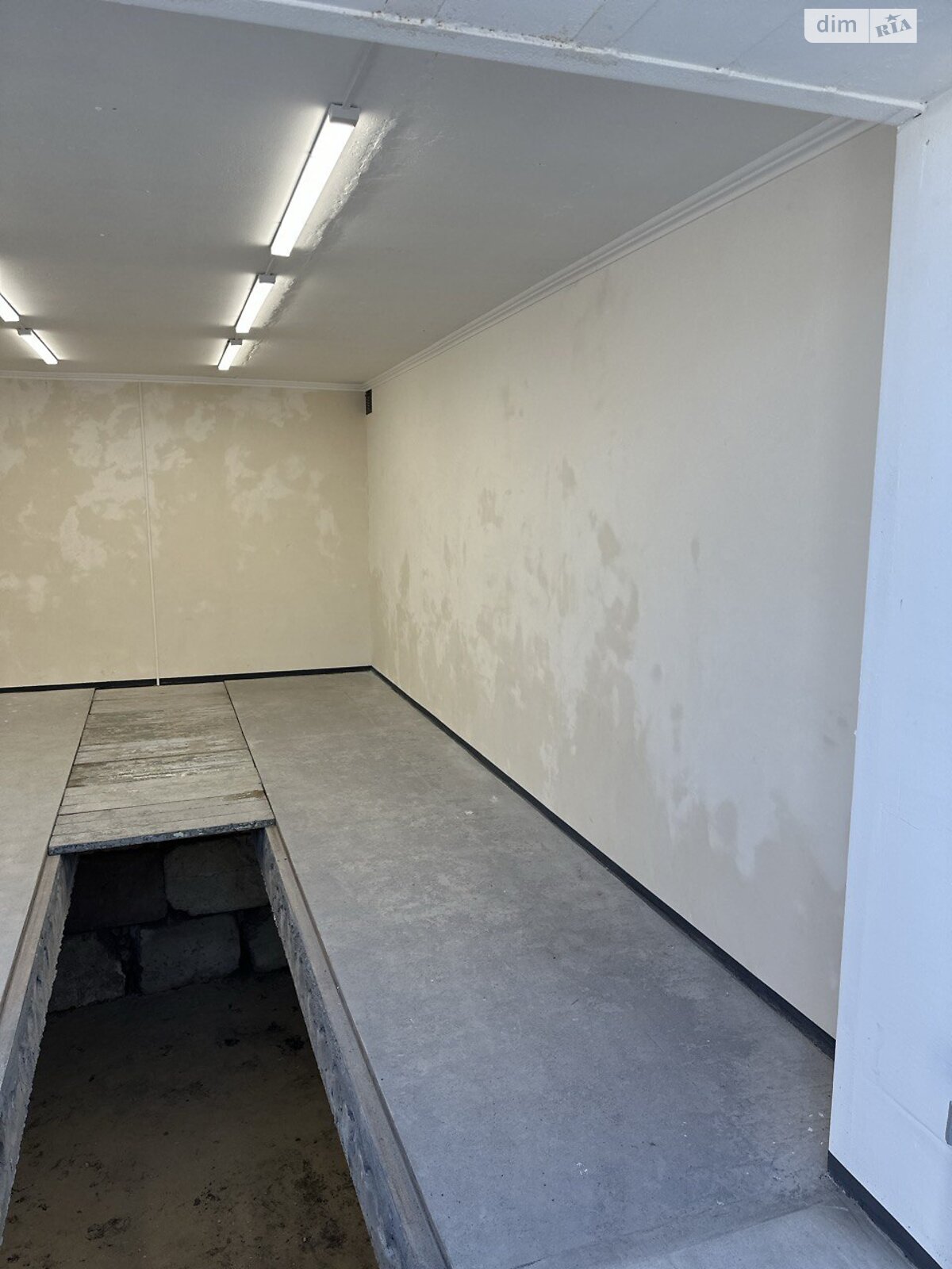 Окремий гараж під легкове авто в Дніпрі, площа 39 кв.м. фото 1