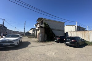 Отдельно стоящий гараж универсальный в Днепре, площадь 116.3 кв.м. фото 2 Отдельно стоящий гараж универсальный в Днепре, площадь 116.3 кв.м. фото 2