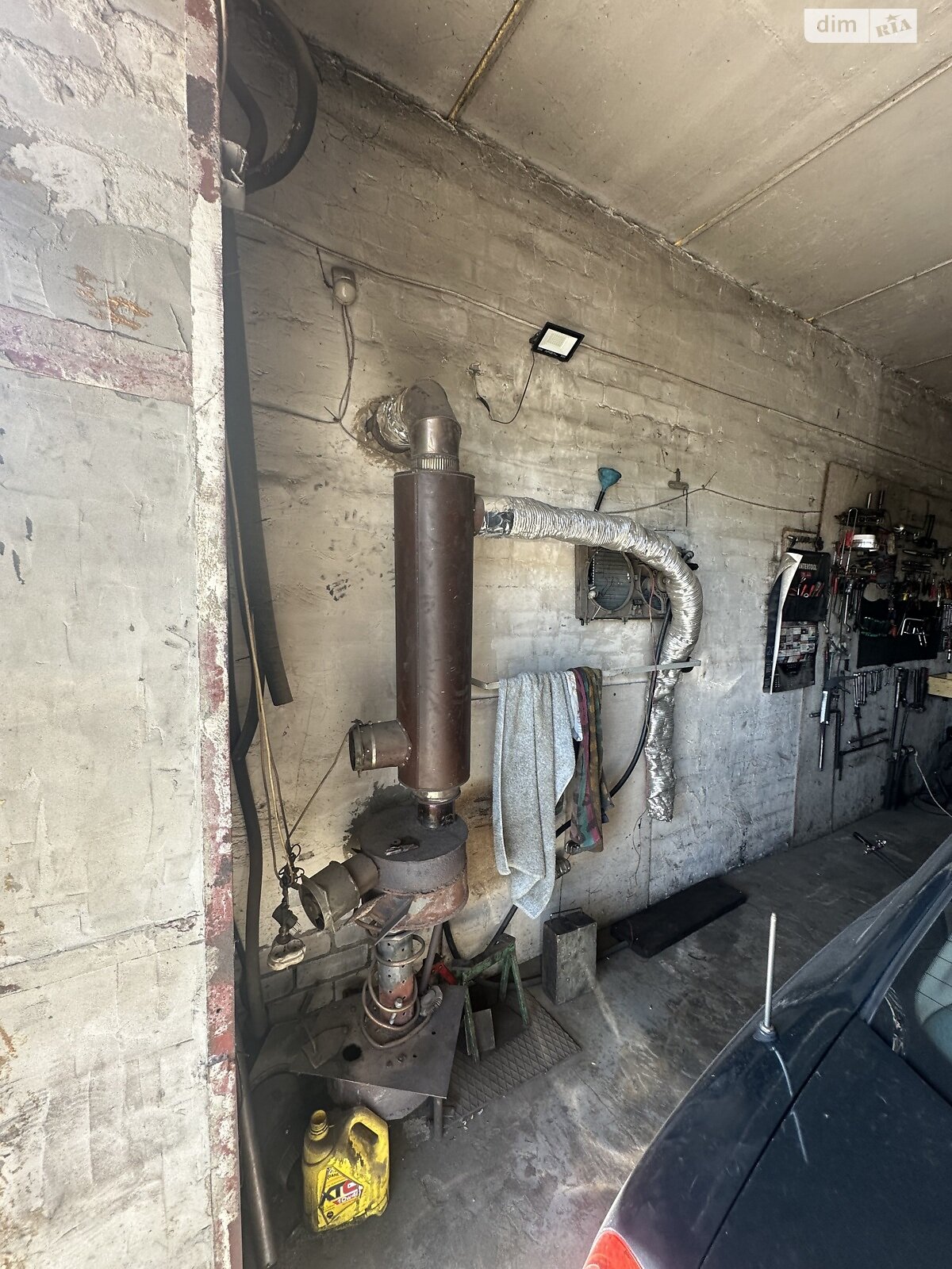 Отдельно стоящий гараж универсальный в Днепре, площадь 116.3 кв.м. фото 1 Отдельно стоящий гараж универсальный в Днепре, площадь 116.3 кв.м. фото 1