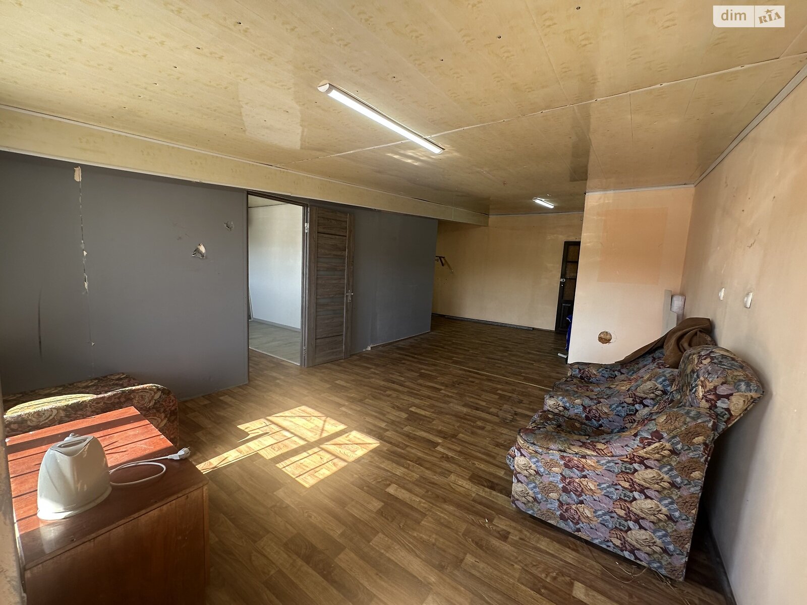 Отдельно стоящий гараж универсальный в Днепре, площадь 116.3 кв.м. фото 1 Отдельно стоящий гараж универсальный в Днепре, площадь 116.3 кв.м. фото 1