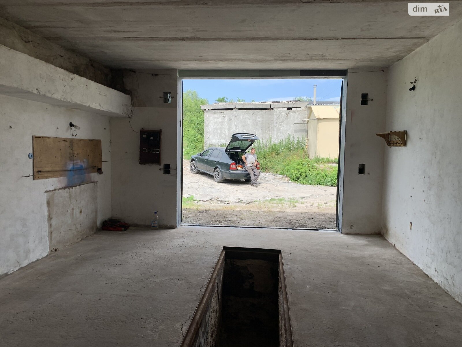 Отдельно стоящий гараж под грузовик / автобус в Днепре, площадь 38 кв.м. фото 1