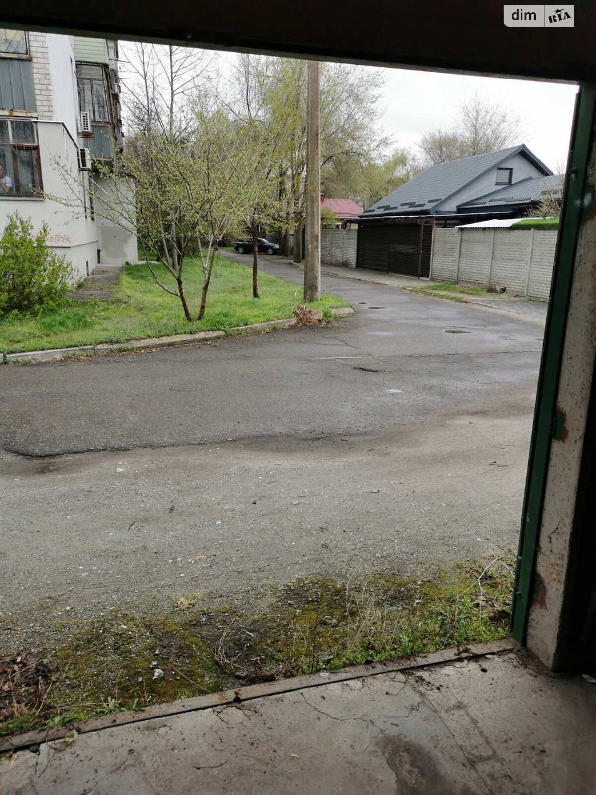 Отдельно стоящий гараж под легковое авто в Днепре, площадь 18 кв.м. фото 1 Отдельно стоящий гараж под легковое авто в Днепре, площадь 18 кв.м. фото 1