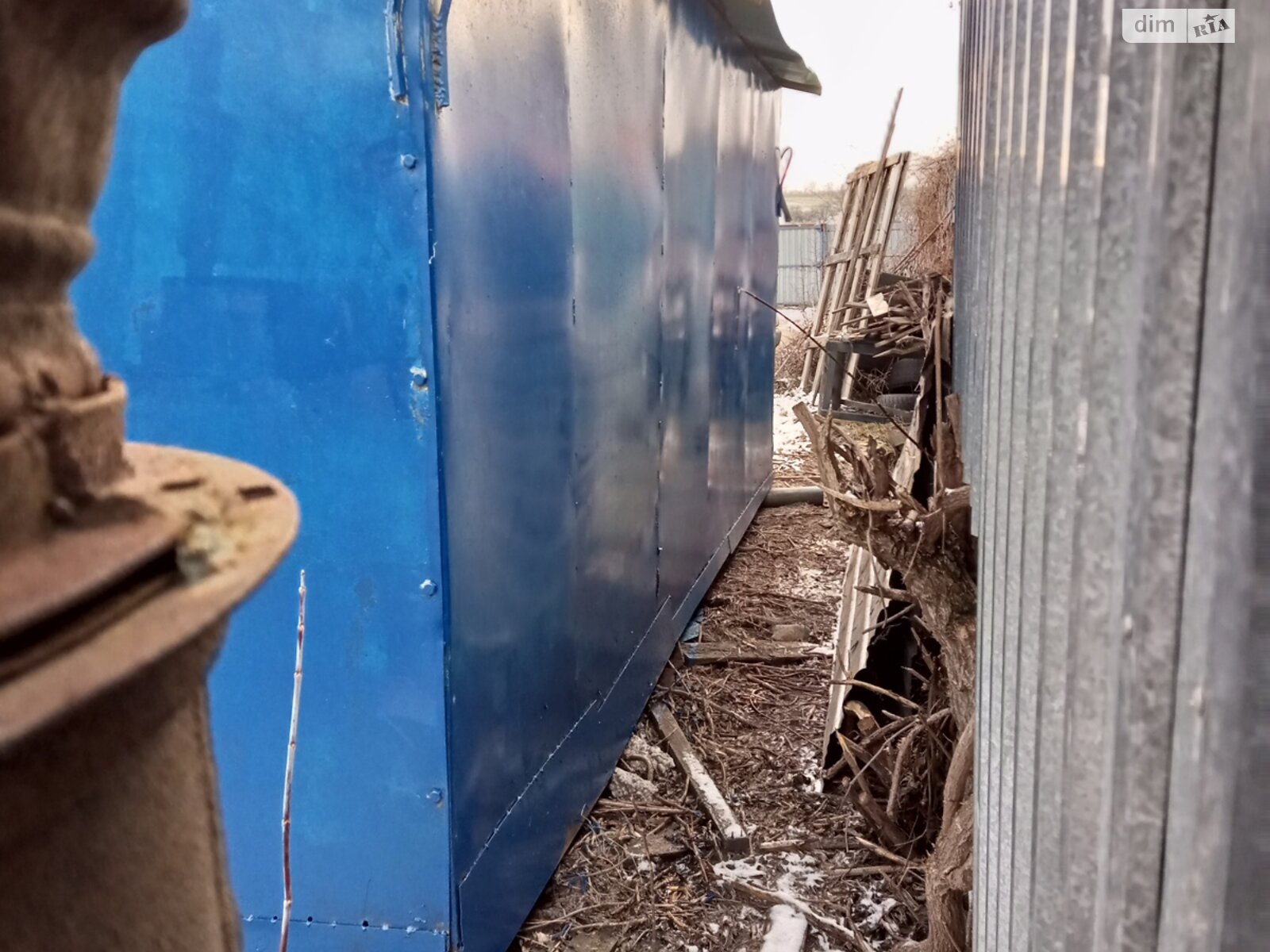 Отдельно стоящий гараж под легковое авто в Фурсах, площадь 15 кв.м. фото 1 Отдельно стоящий гараж под легковое авто в Фурсах, площадь 15 кв.м. фото 1