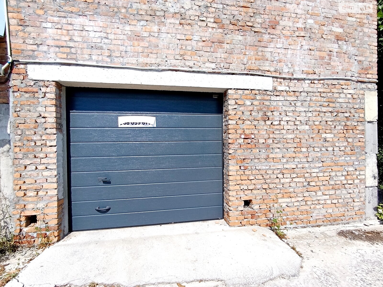 Окремий гараж під легкове авто в Хмельницькому, площа 60 кв.м. фото 1 Окремий гараж під легкове авто в Хмельницькому, площа 60 кв.м. фото 1