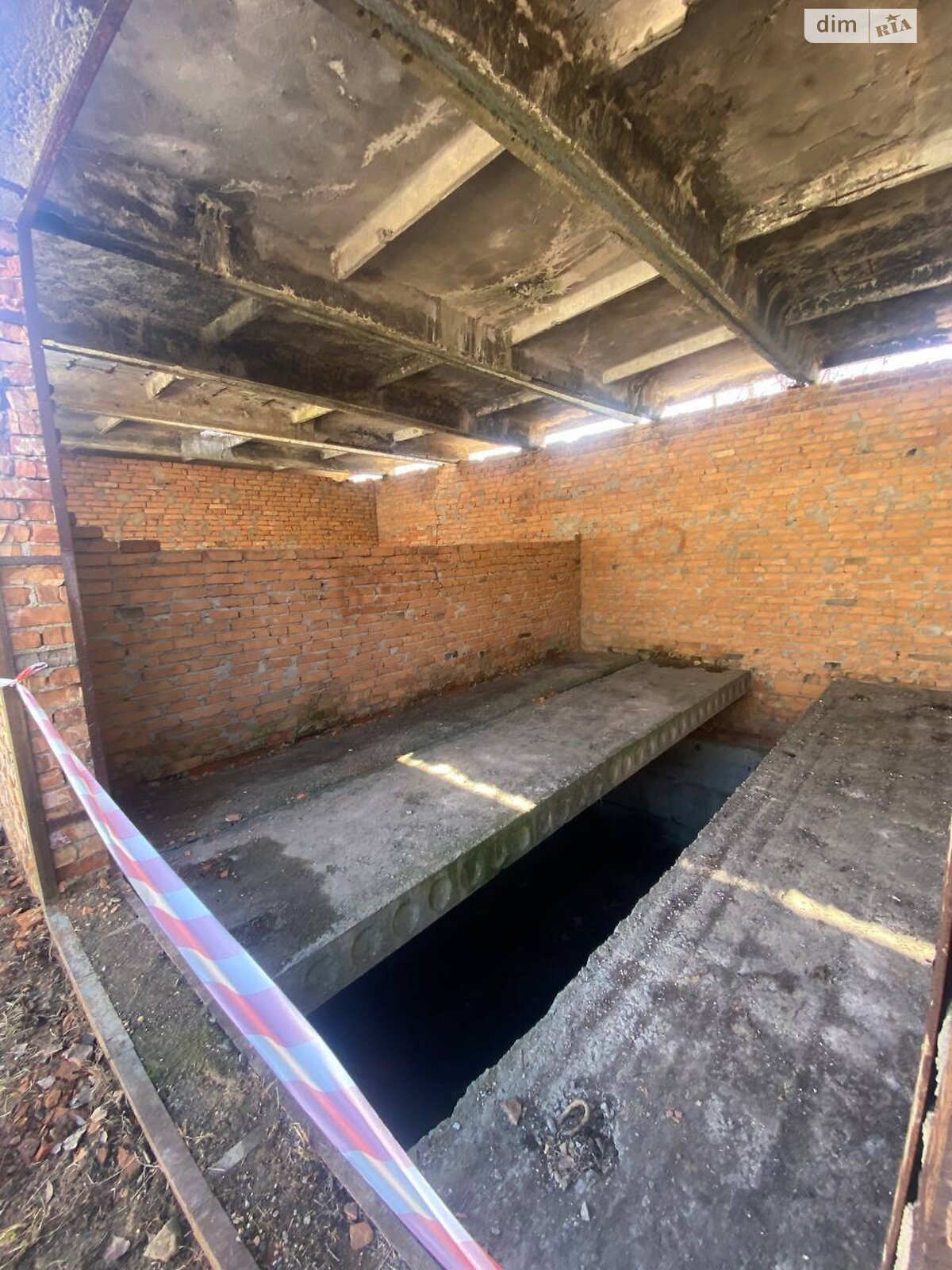 Окремий гараж універсальний в Хмельницькому, площа 24 кв.м. фото 1 Окремий гараж універсальний в Хмельницькому, площа 24 кв.м. фото 1