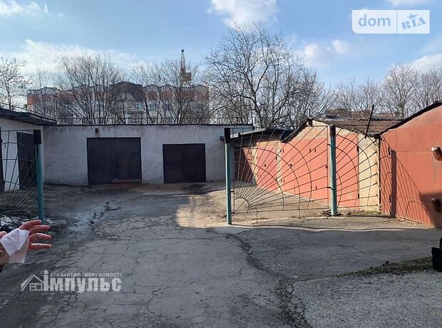 Отдельно стоящий гараж под легковое авто в Хмельницком, площадь 21 кв.м. фото 1 Отдельно стоящий гараж под легковое авто в Хмельницком, площадь 21 кв.м. фото 1