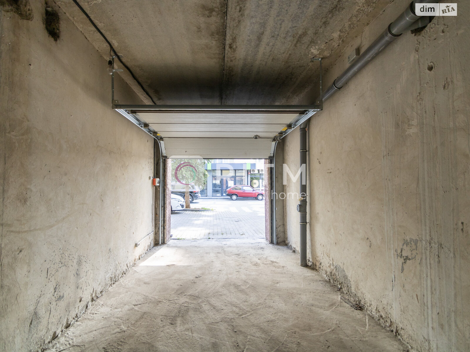 Отдельно стоящий гараж под легковое авто в Ивано-Франковске, площадь 19.5 кв.м. фото 1