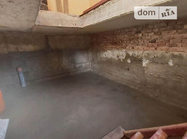 Отдельно стоящий гараж под легковое авто в Ивано-Франковске, площадь 36 кв.м. фото 1 Отдельно стоящий гараж под легковое авто в Ивано-Франковске, площадь 36 кв.м. фото 1