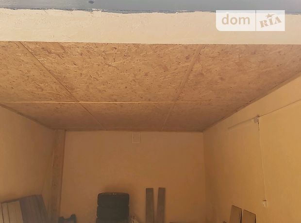 Отдельно стоящий гараж под легковое авто в Ивано-Франковске, площадь 36 кв.м. фото 1 Отдельно стоящий гараж под легковое авто в Ивано-Франковске, площадь 36 кв.м. фото 1