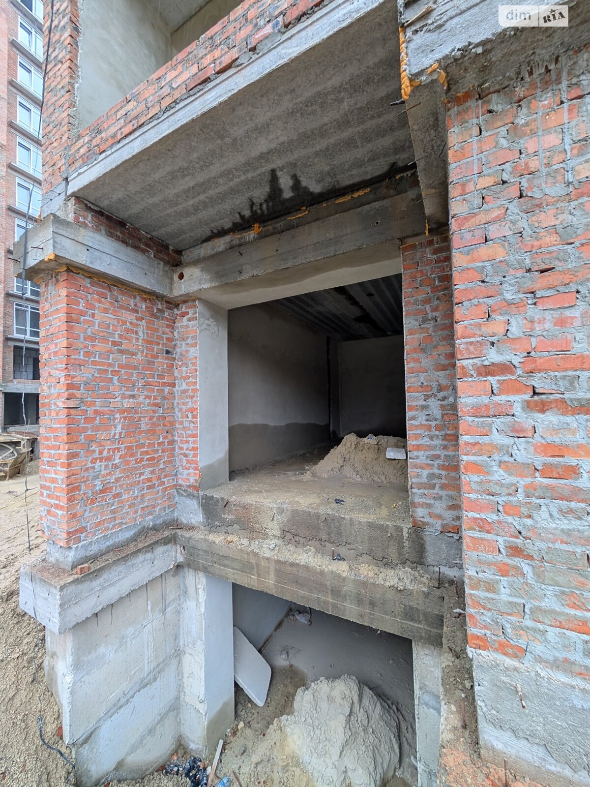 Отдельно стоящий гараж под легковое авто в Ивано-Франковске, площадь 20 кв.м. фото 1