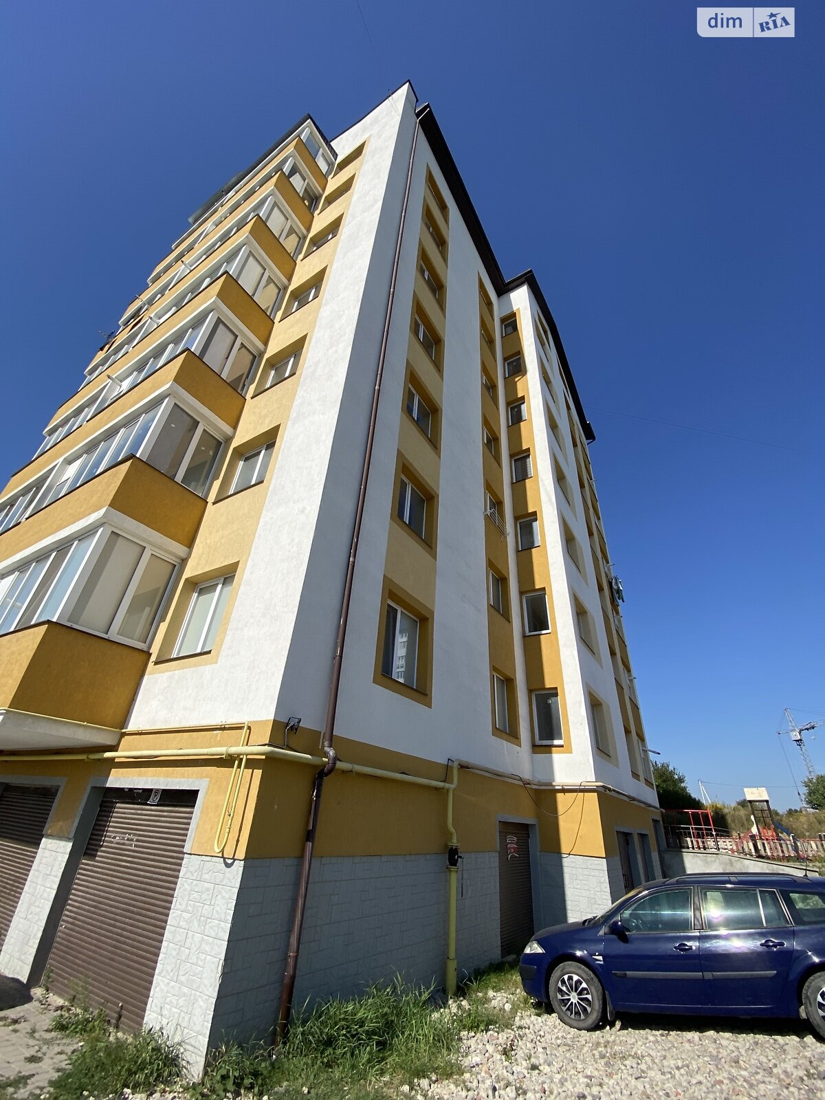 Окремий гараж під легкове авто в Івано-Франківську, площа 19.8 кв.м. фото 1 Окремий гараж під легкове авто в Івано-Франківську, площа 19.8 кв.м. фото 1