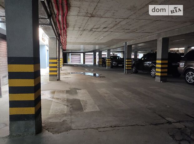 Отдельно стоящий гараж под легковое авто в Ивано-Франковске, площадь 15 кв.м. фото 1 Отдельно стоящий гараж под легковое авто в Ивано-Франковске, площадь 15 кв.м. фото 1