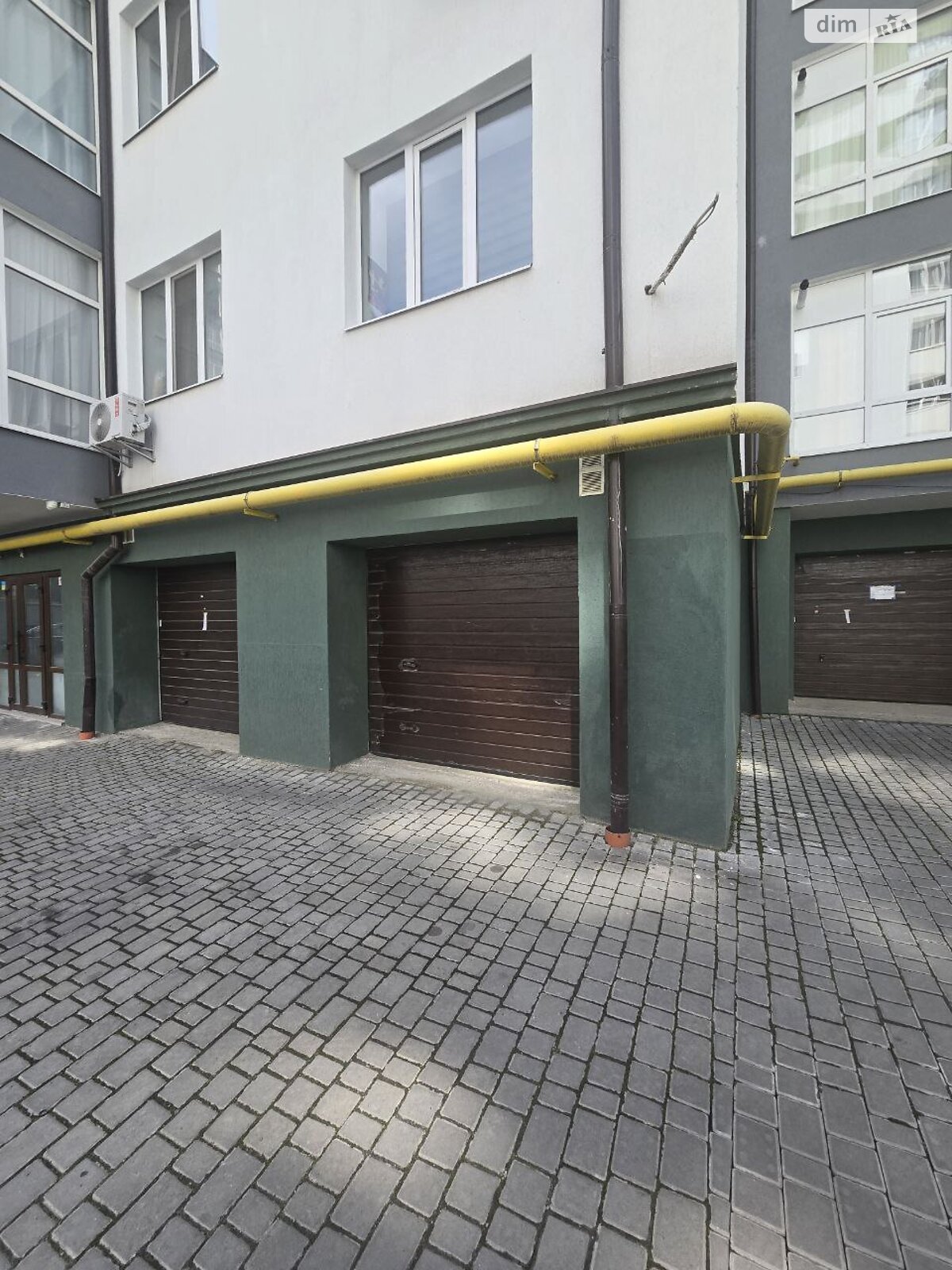 Отдельно стоящий гараж под легковое авто в Ивано-Франковске, площадь 23.5 кв.м. фото 1