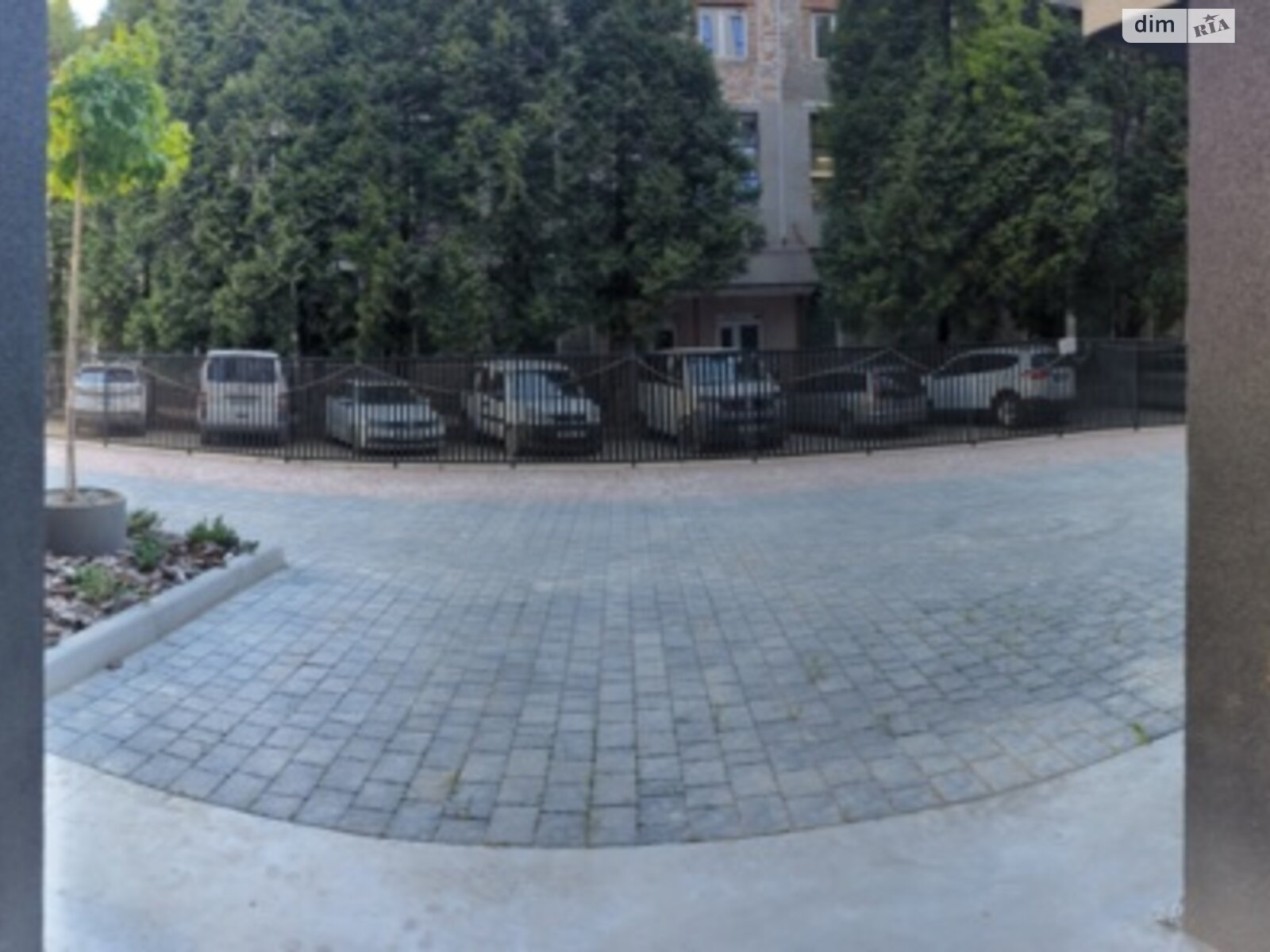 Окремий гараж під легкове авто в Івано-Франківську, площа 25.15 кв.м. фото 1