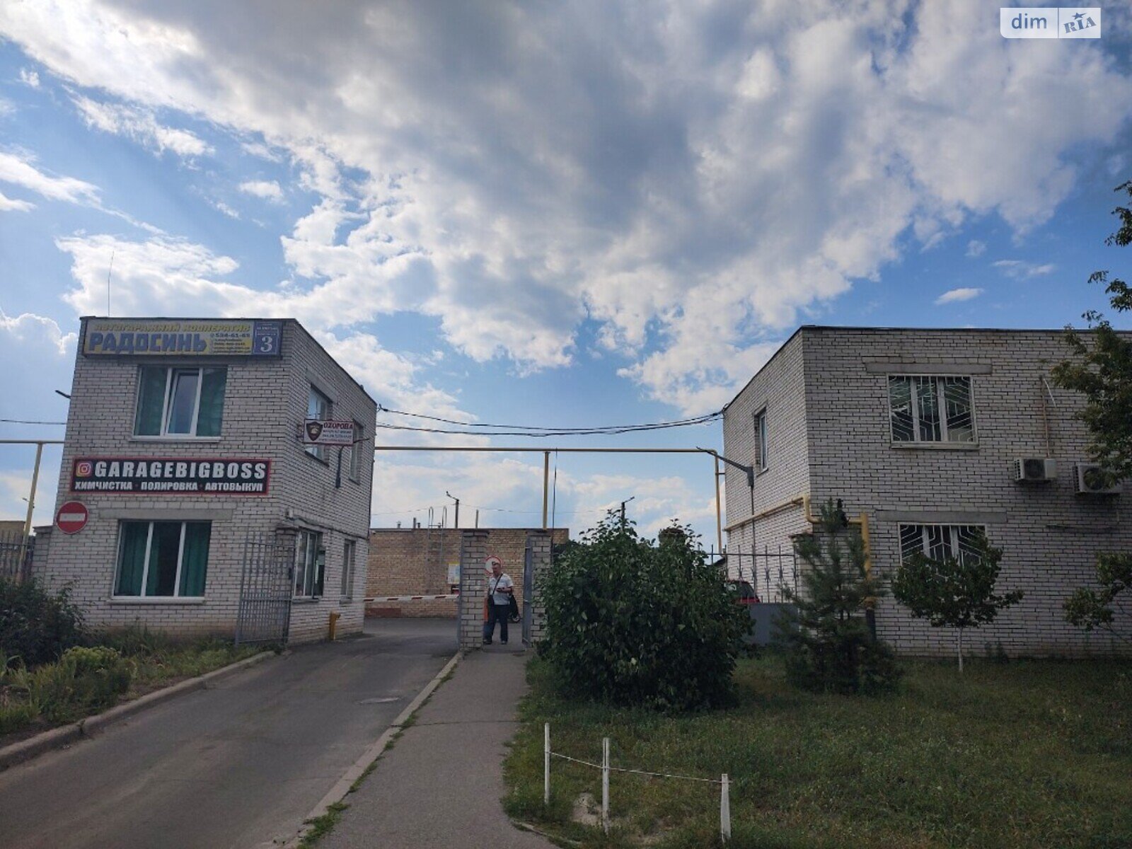 Отдельно стоящий гараж под легковое авто в Киеве, площадь 43 кв.м. фото 1 Отдельно стоящий гараж под легковое авто в Киеве, площадь 43 кв.м. фото 1