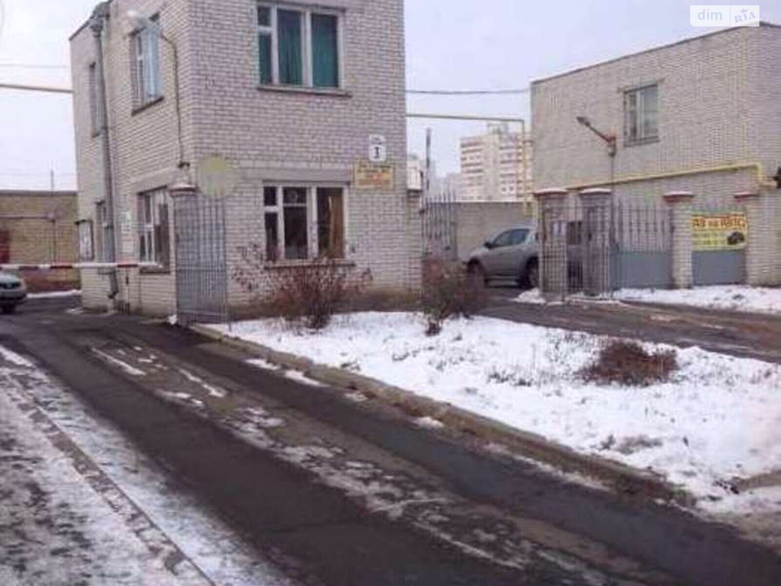 Отдельно стоящий гараж под легковое авто в Киеве, площадь 43 кв.м. фото 1 Отдельно стоящий гараж под легковое авто в Киеве, площадь 43 кв.м. фото 1