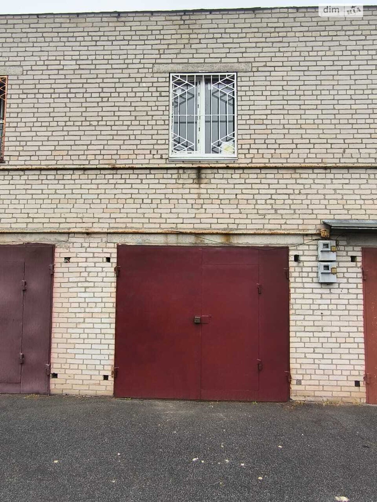 Отдельно стоящий гараж под легковое авто в Киеве, площадь 60.6 кв.м. фото 1 Отдельно стоящий гараж под легковое авто в Киеве, площадь 60.6 кв.м. фото 1