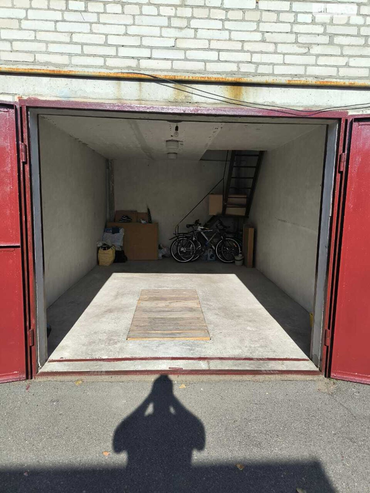 Отдельно стоящий гараж под легковое авто в Киеве, площадь 60.6 кв.м. фото 1 Отдельно стоящий гараж под легковое авто в Киеве, площадь 60.6 кв.м. фото 1