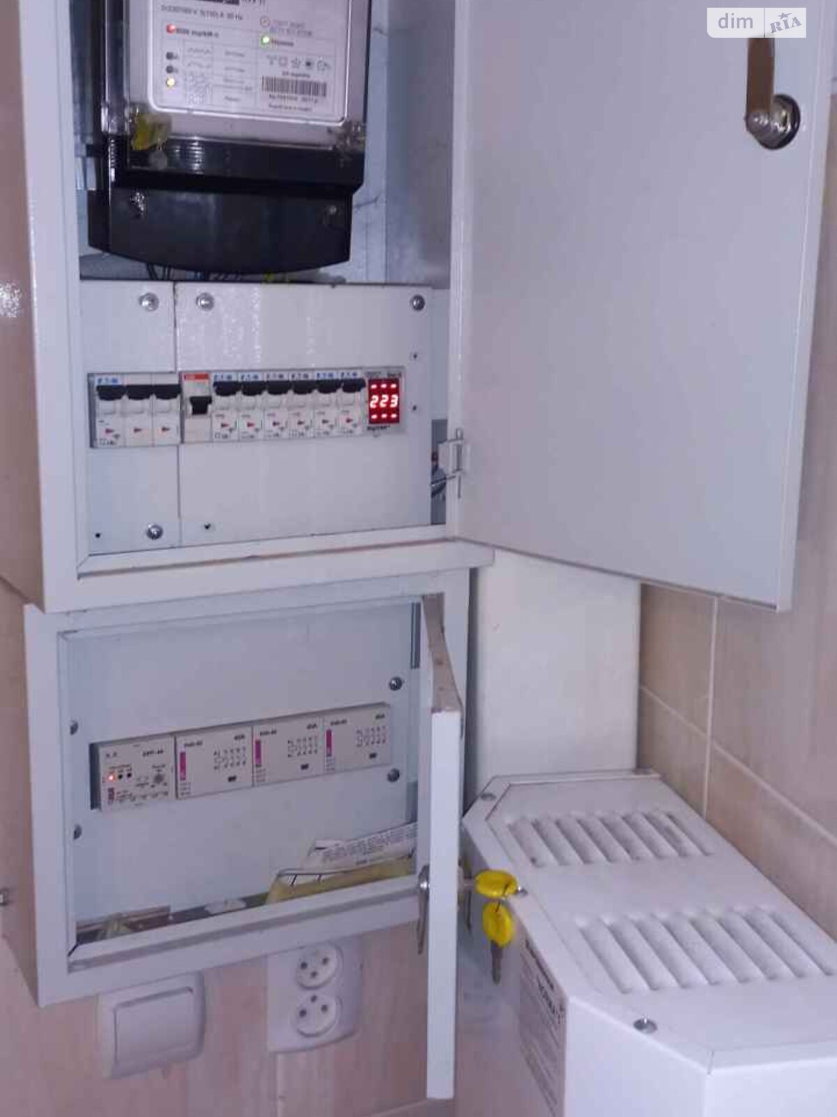 Отдельно стоящий гараж под бус в Киеве, площадь 63 кв.м. фото 1 Отдельно стоящий гараж под бус в Киеве, площадь 63 кв.м. фото 1