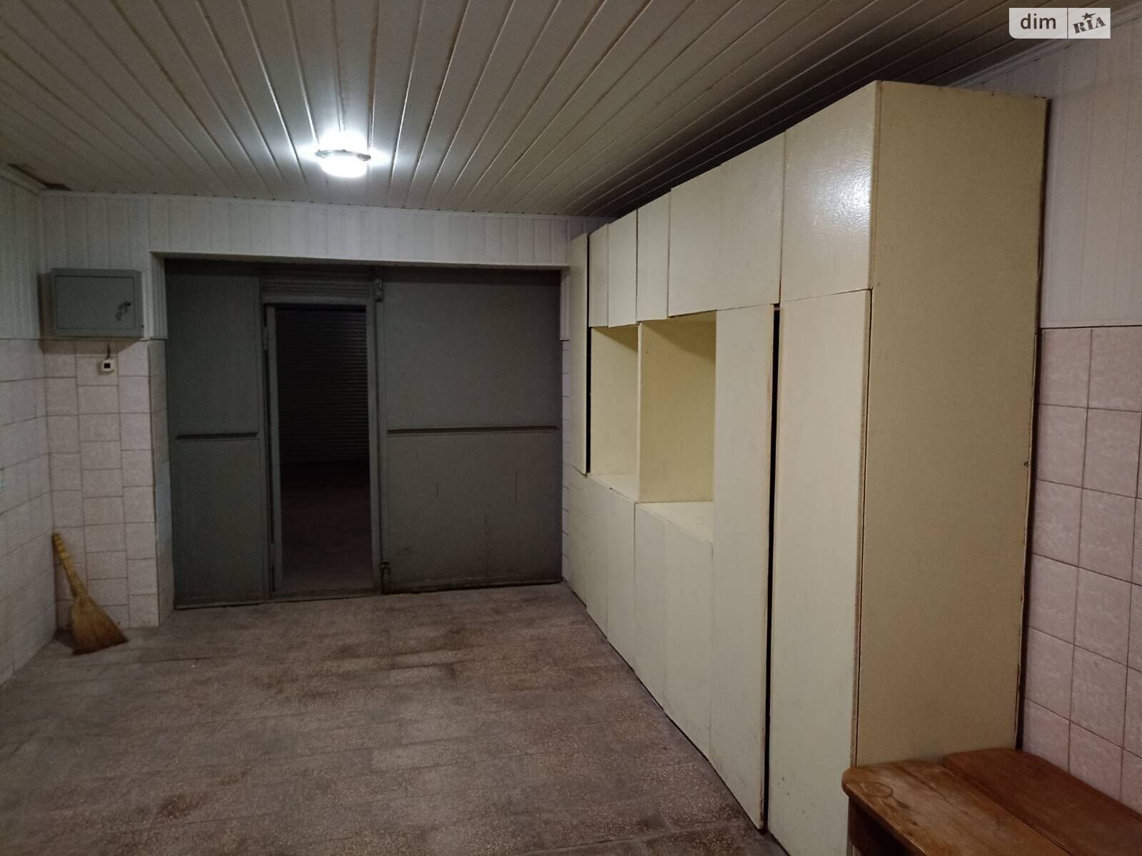 Отдельно стоящий гараж под легковое авто в Киеве, площадь 20 кв.м. фото 1 Отдельно стоящий гараж под легковое авто в Киеве, площадь 20 кв.м. фото 1