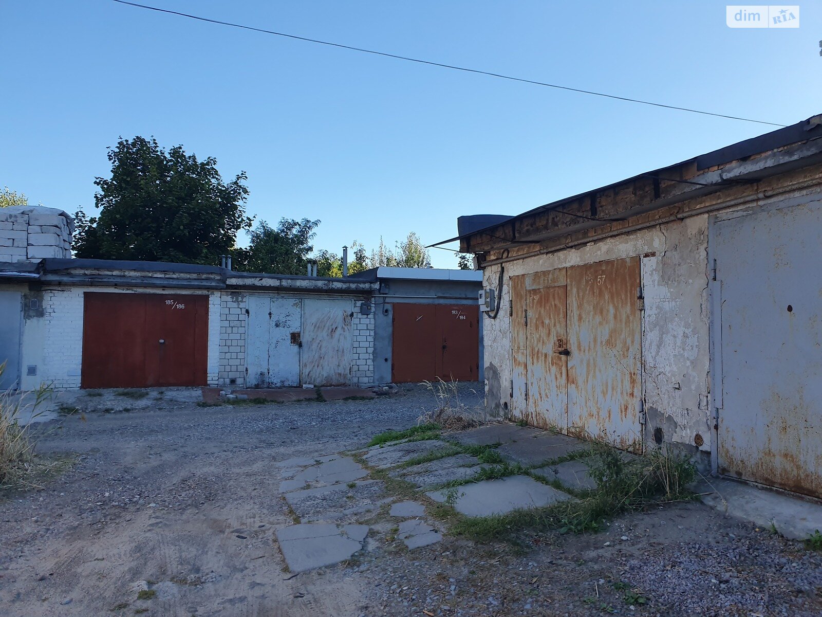 Отдельно стоящий гараж под легковое авто в Киеве, площадь 39.3 кв.м. фото 1 Отдельно стоящий гараж под легковое авто в Киеве, площадь 39.3 кв.м. фото 1