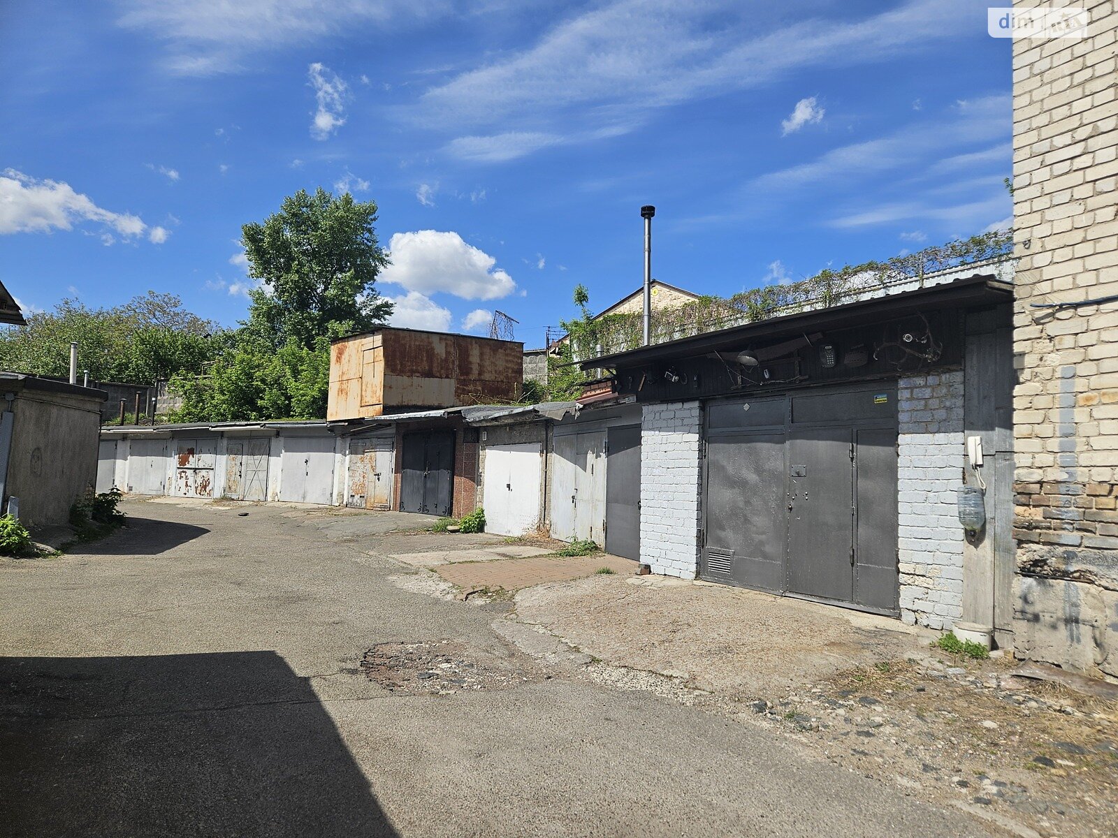 Окремий гараж під легкове авто в Києві, площа 17 кв.м. фото 1 Окремий гараж під легкове авто в Києві, площа 17 кв.м. фото 1