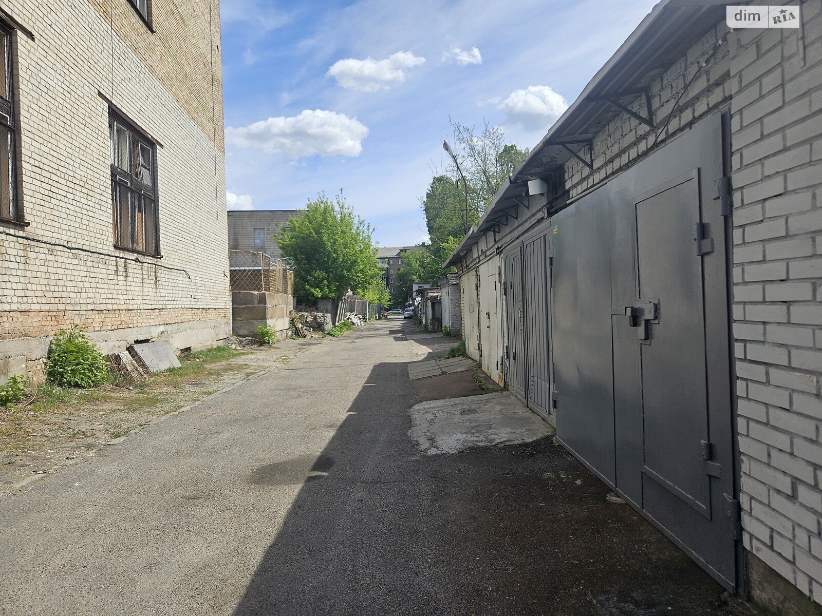 Окремий гараж під легкове авто в Києві, площа 17 кв.м. фото 1 Окремий гараж під легкове авто в Києві, площа 17 кв.м. фото 1