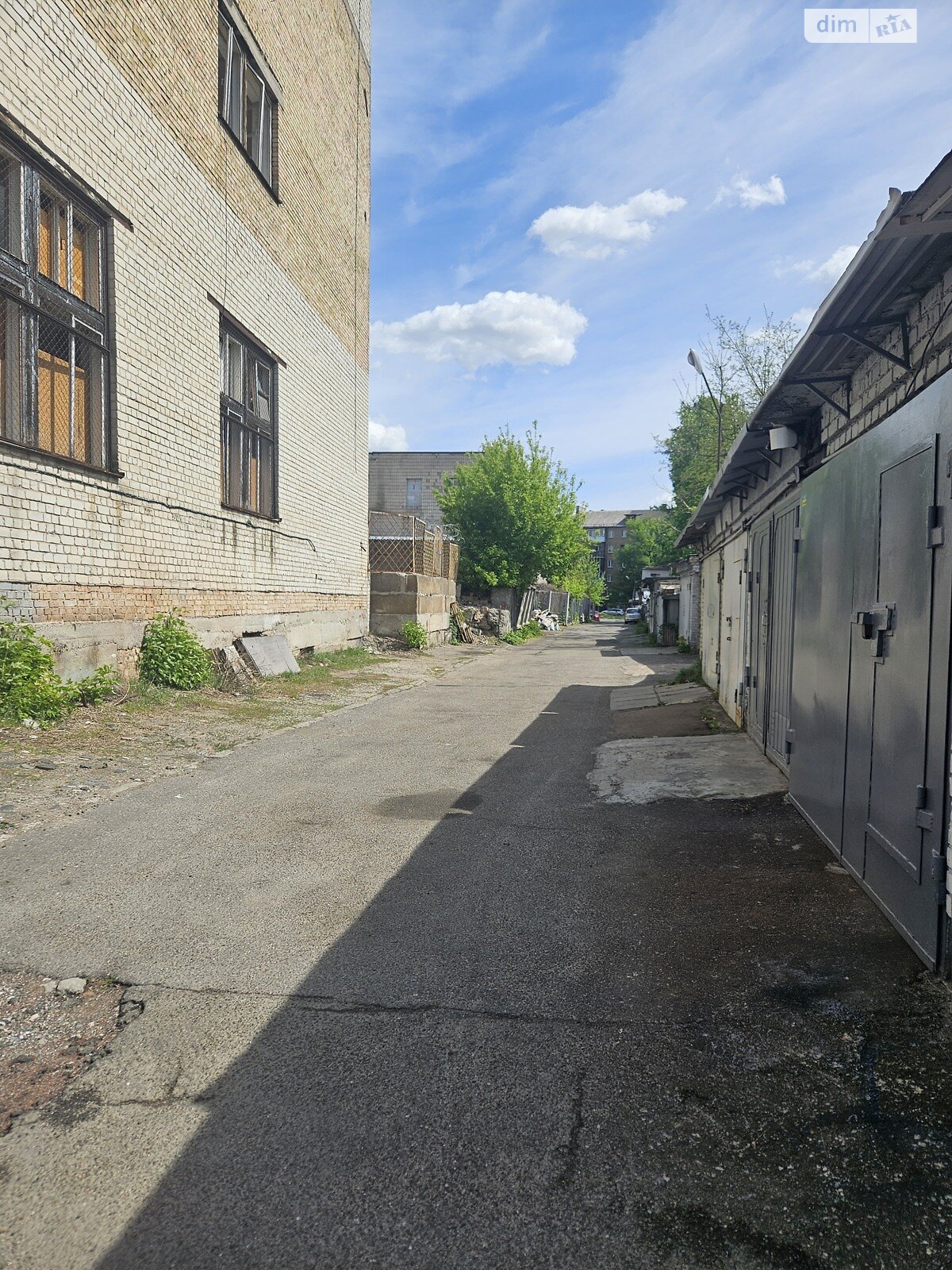 Окремий гараж під легкове авто в Києві, площа 17 кв.м. фото 1 Окремий гараж під легкове авто в Києві, площа 17 кв.м. фото 1