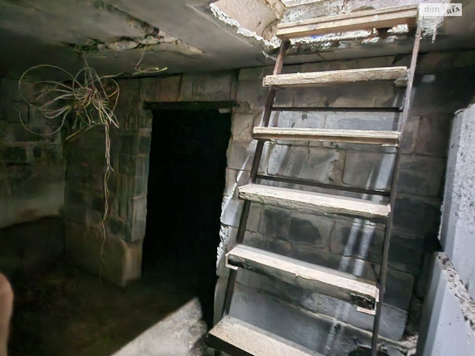 Отдельно стоящий гараж под легковое авто в Киеве, площадь 53.5 кв.м. фото 1