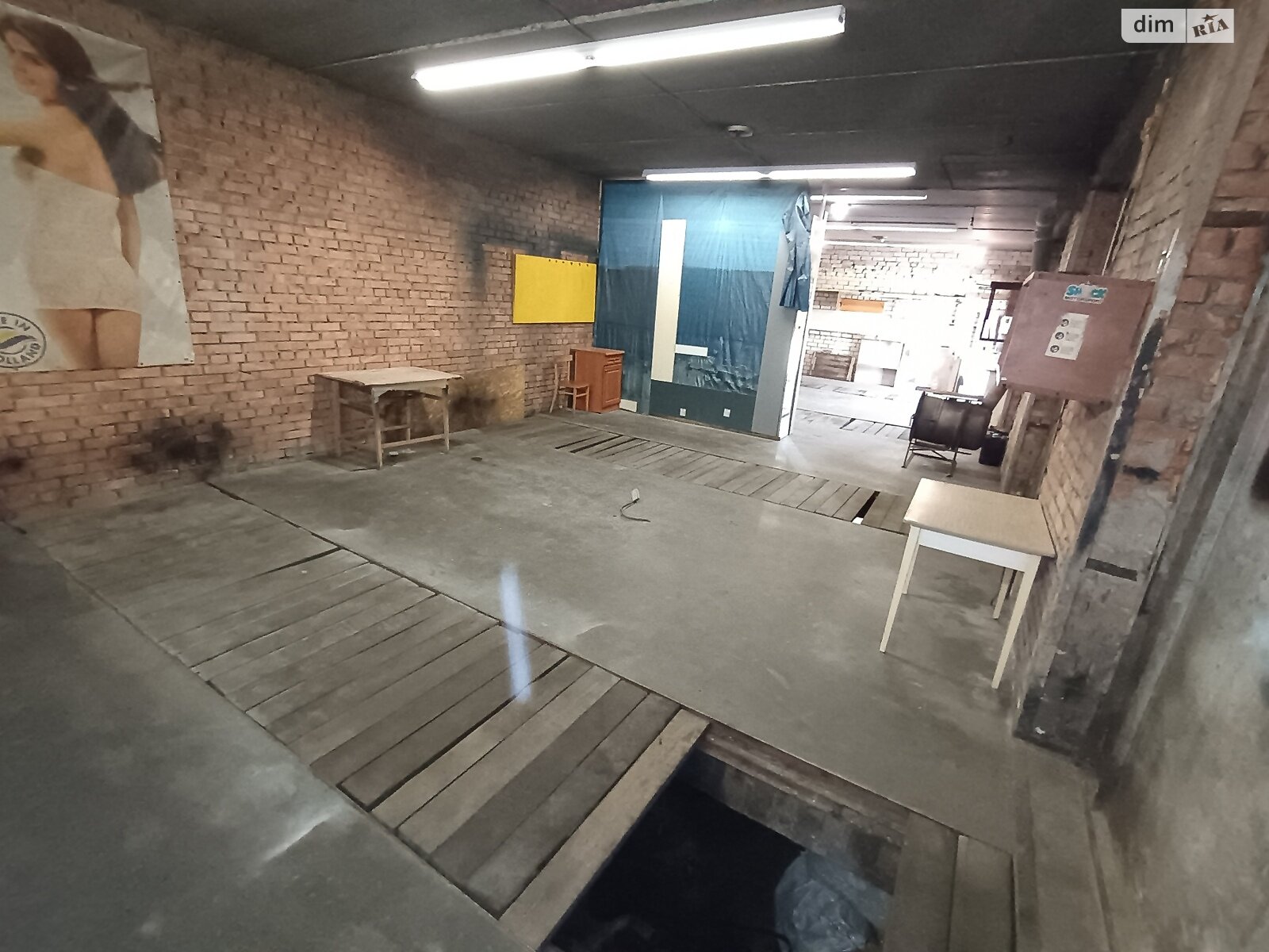 Отдельно стоящий гараж под бус в Киеве, площадь 90 кв.м. фото 1