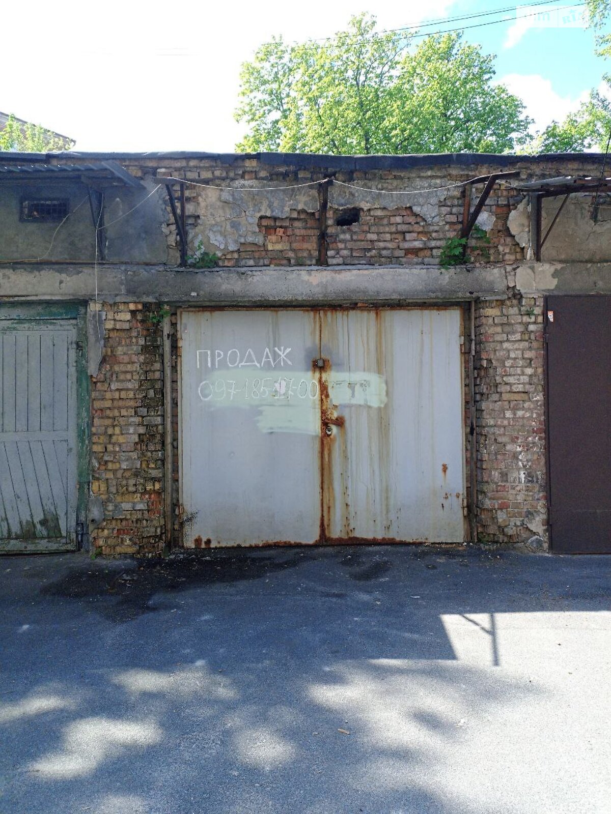 Отдельно стоящий гараж универсальный в Киеве, площадь 30 кв.м. фото 1 Отдельно стоящий гараж универсальный в Киеве, площадь 30 кв.м. фото 1