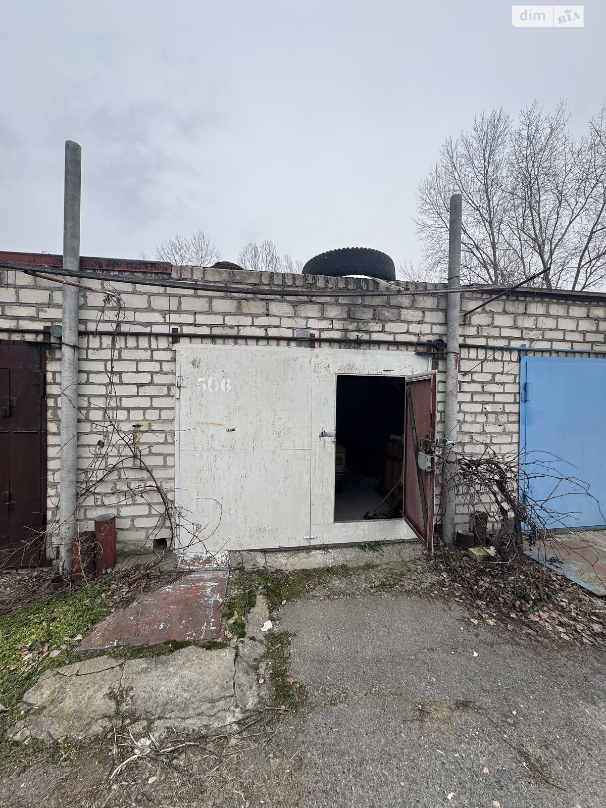 Отдельно стоящий гараж под легковое авто в Кременчуге, площадь 30 кв.м. фото 1